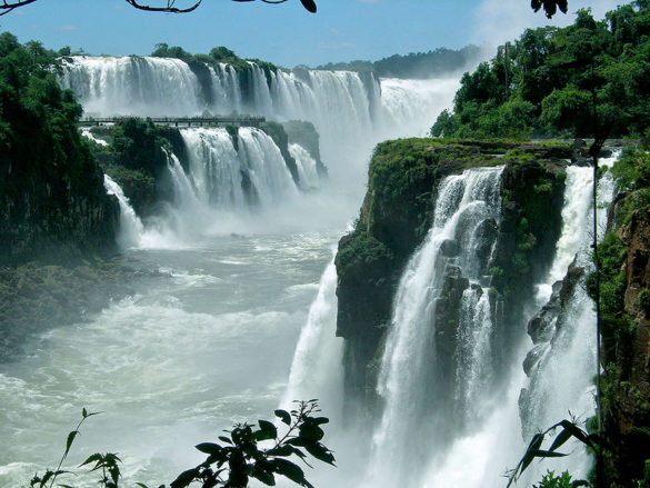 مکان‌های باورنکردنی - آبشارهای ایگواسو، آرژانتین/برزیل