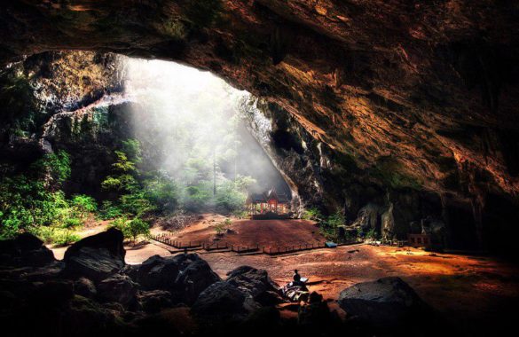 غار ناخون پاتوم، تایلند